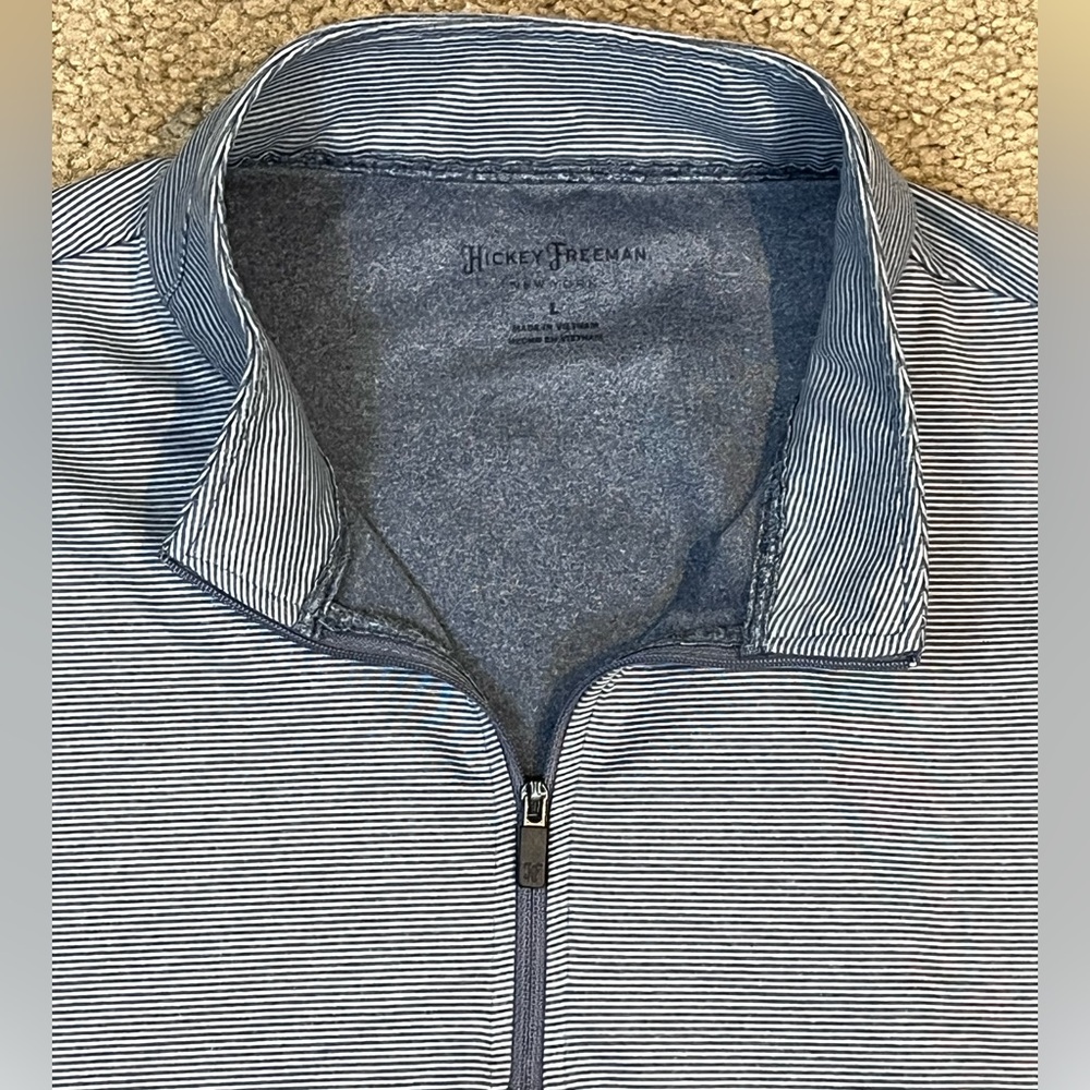 Hickey Freeman Men’s Gray Quarter-Zip Pullover. Large. - Picture 2 of 8